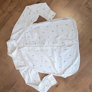 Old Navy: Fun Pineapple shirt